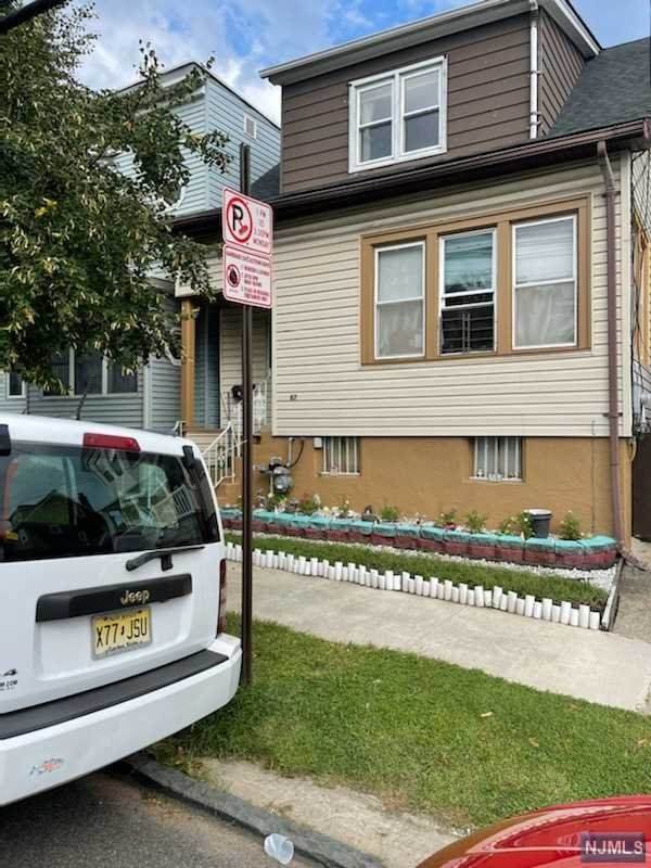 67 Crooks Avenue - Photo 1