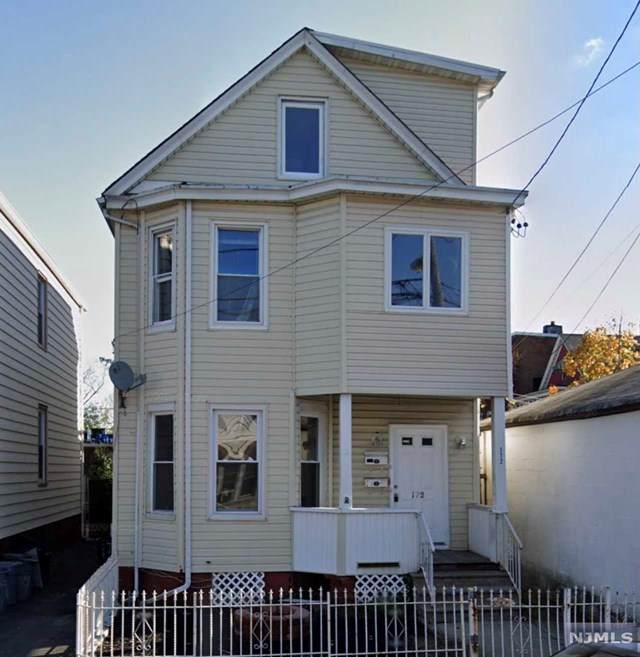 172 9th Street - Photo 1