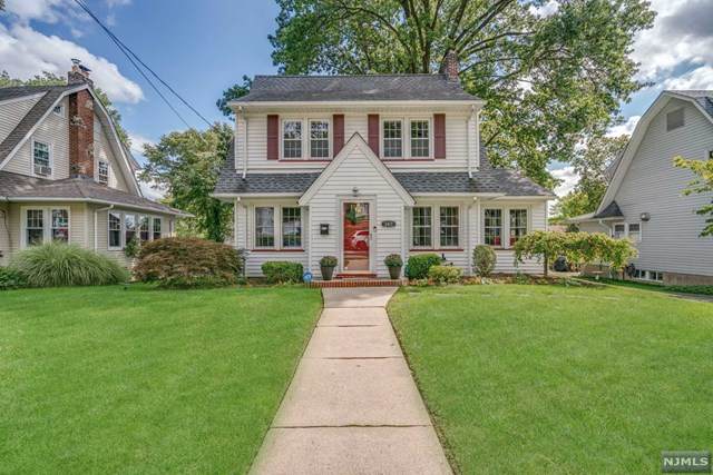 147 Pasadena Place - Photo 1