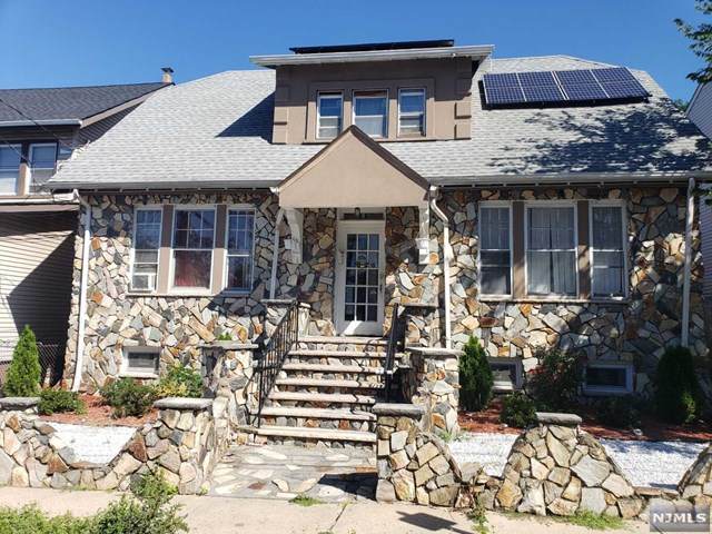 8-10 Laventhal Avenue - Photo 1