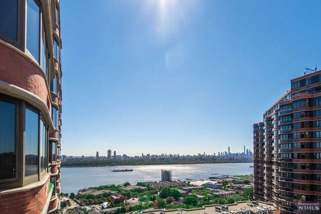 100 Carlyle Drive - Photo 1