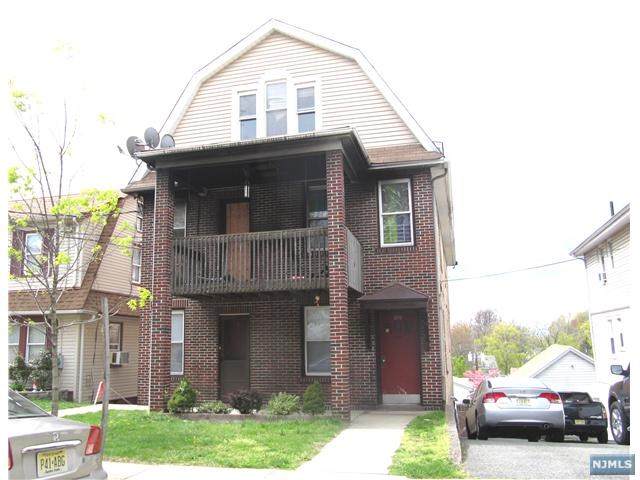 200 Ridgefield Avenue - Photo 1