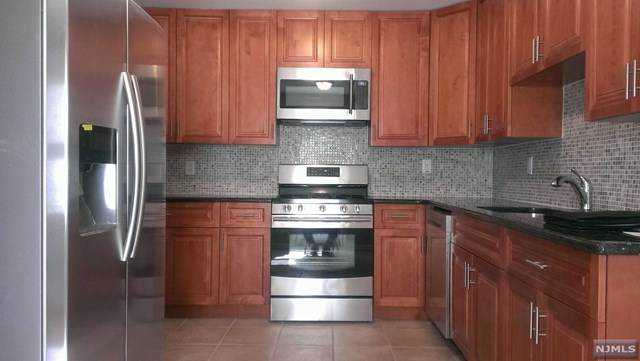 626 Bergen Boulevard - Photo 1