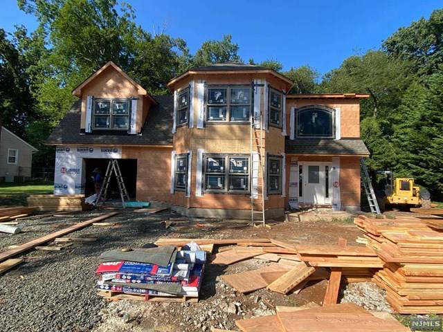 508 Ridgewood Blvd North - Photo 1