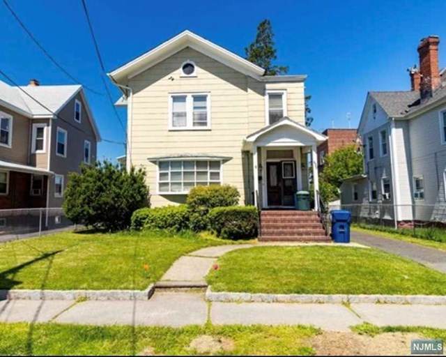 439 Park Street - Photo 1