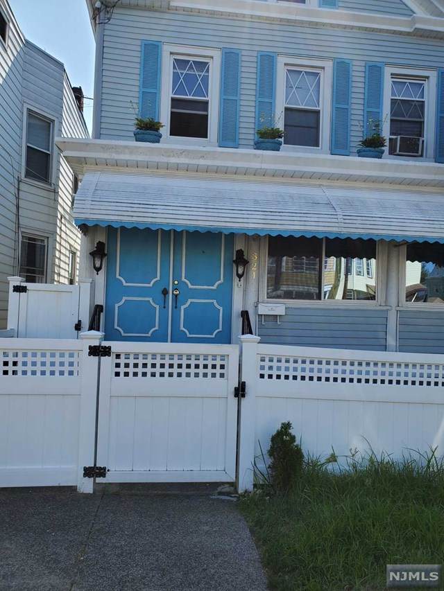 321-323 Madison Avenue - Photo 1
