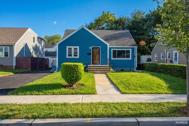 113 9th Avenue - Photo 1