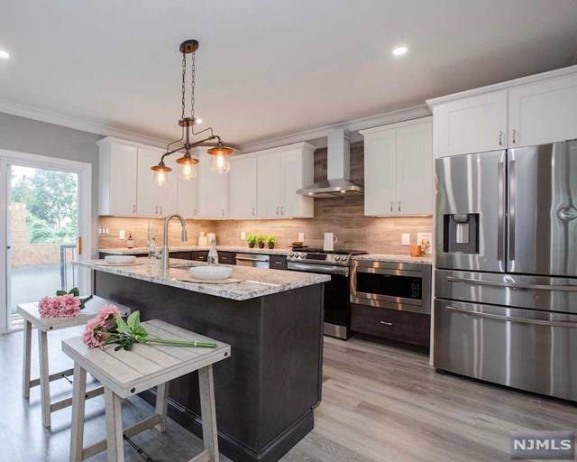 186 Copley Avenue - Photo 1