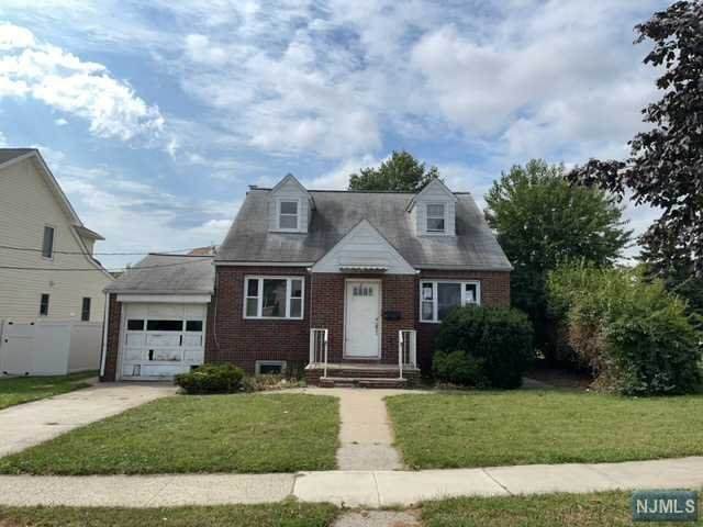 20 Elizabeth Court - Photo 1