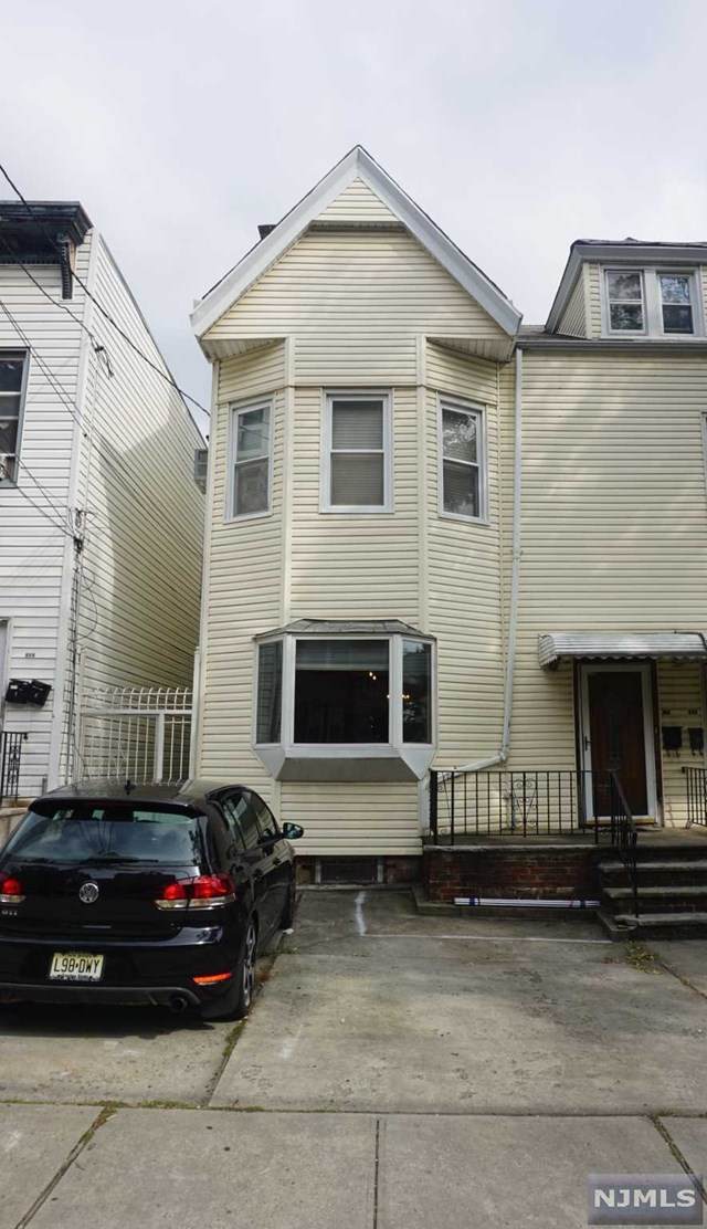 130 Magnolia Avenue - Photo 1