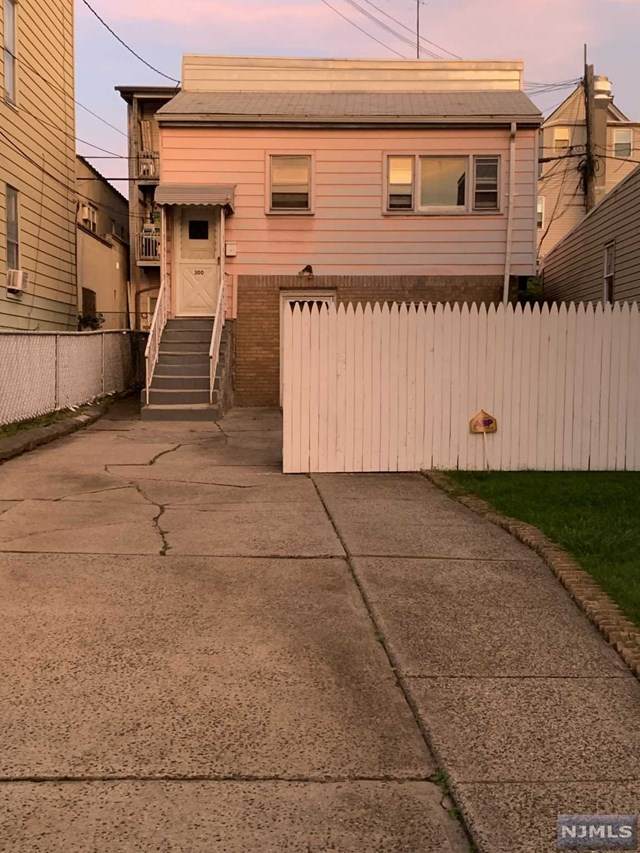300 Maple Street - Photo 1