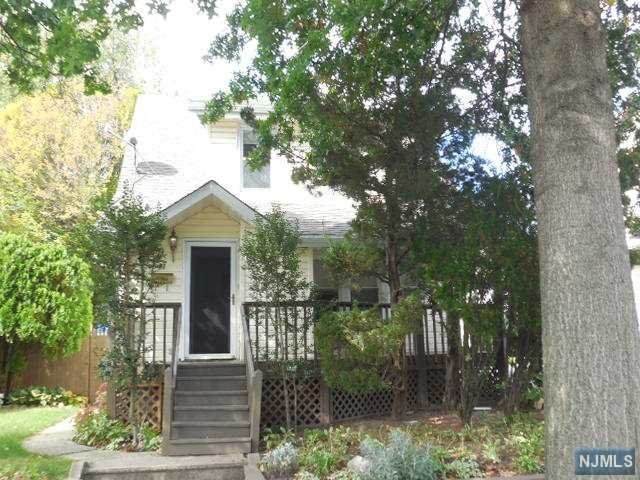 7 Totowa Avenue - Photo 1
