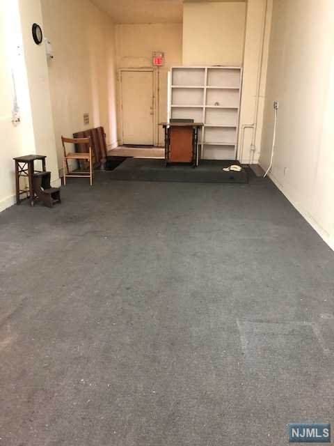 1447 Queen Anne Road - Photo 1