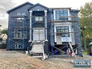 572 Sketch Place - Photo 1