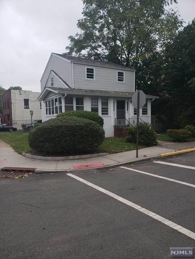 43 Tyson Place - Photo 1