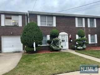 25 Monroe Street - Photo 1