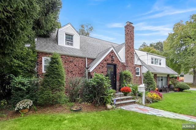 51 Lindbergh Boulevard - Photo 1