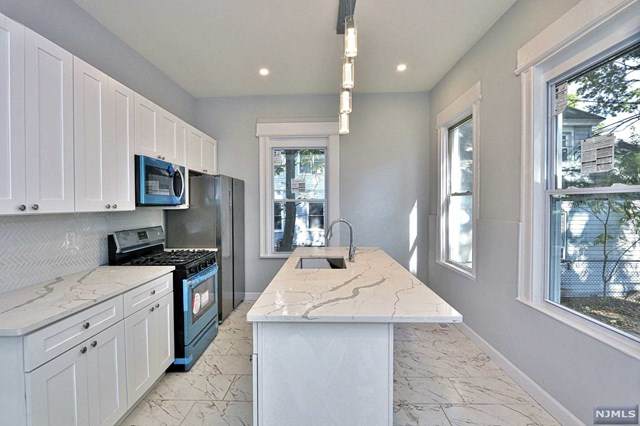 46-48 Van Ness Place - Photo 1