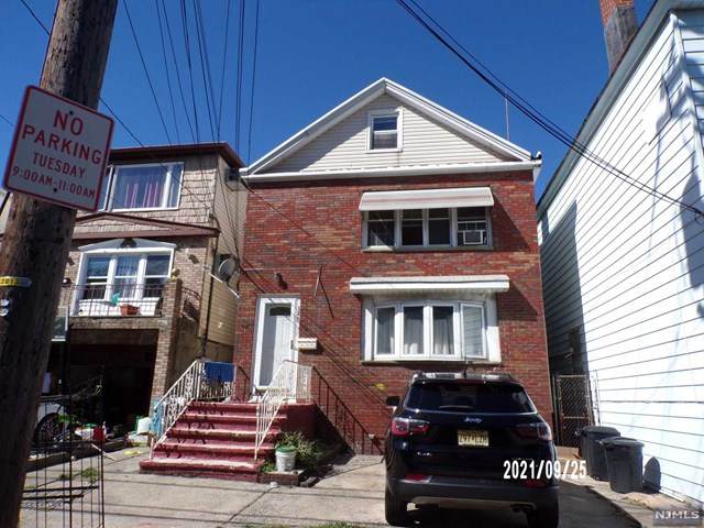 127 Hobart Avenue - Photo 1