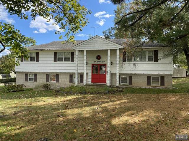 179 Mount Pleasant Avenue - Photo 1