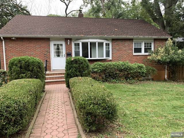 480 Grantwood Boulevard - Photo 1