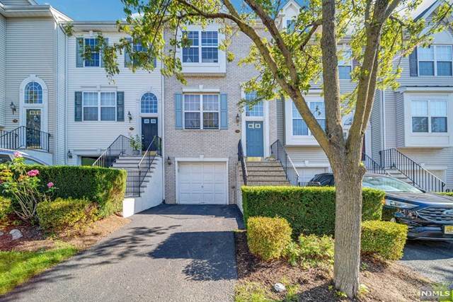 558 Coventry Drive - Photo 1