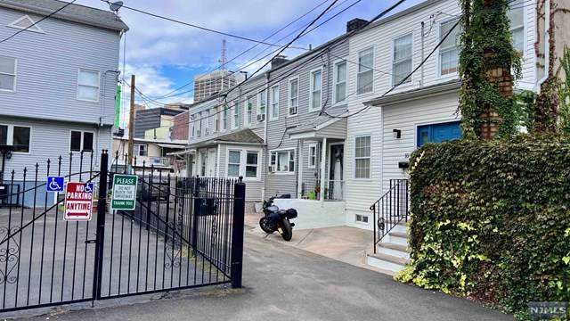 12 Prospect Row - Photo 1