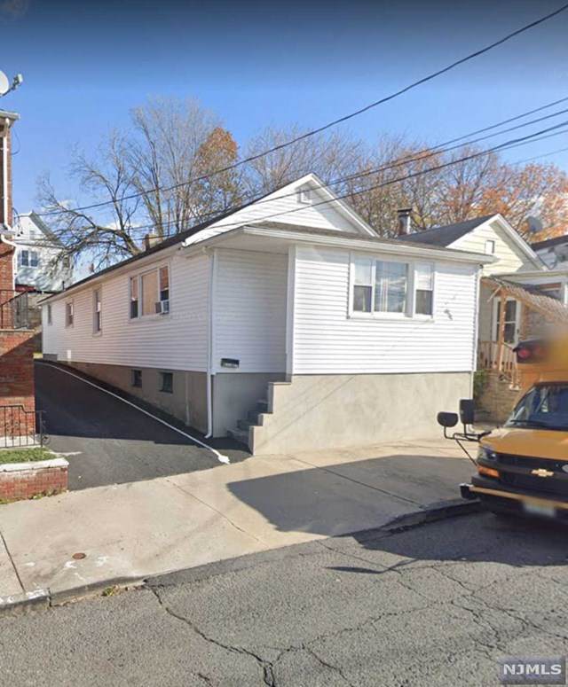61 Howard Street - Photo 1