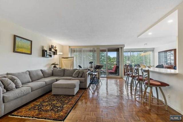 6 Horizon Road - Photo 1