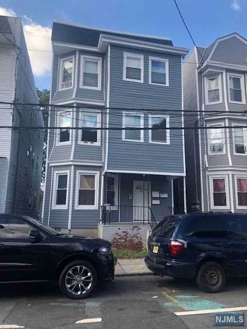 329 19th Street - Photo 1