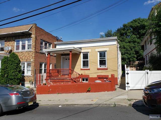 11 Hoxey Street - Photo 1