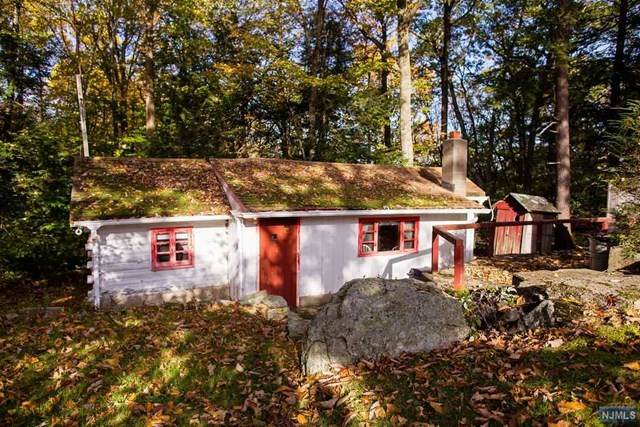 82 Cherry Ridge Road - Photo 1