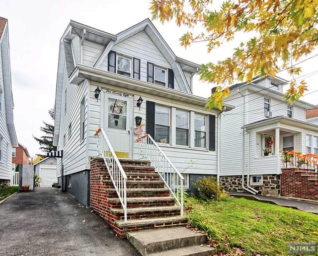 578 Oregon Avenue - Photo 1
