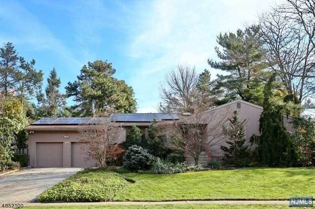 208 Charles Street - Photo 1