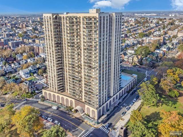 7855 Boulevard East - Photo 1