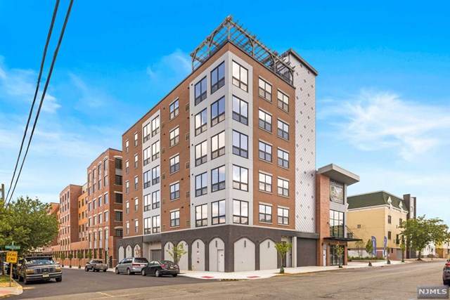 172 Avenue F - Photo 1