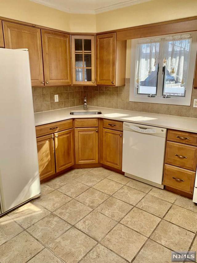 482 Steinway Road - Photo 1
