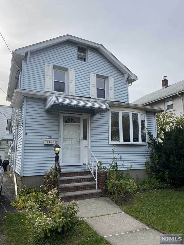 494 Summit Avenue - Photo 1