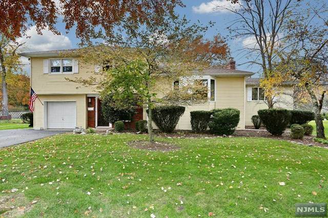 453 Evergreen Place - Photo 1