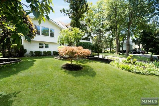 38 Evergreen Place - Photo 1