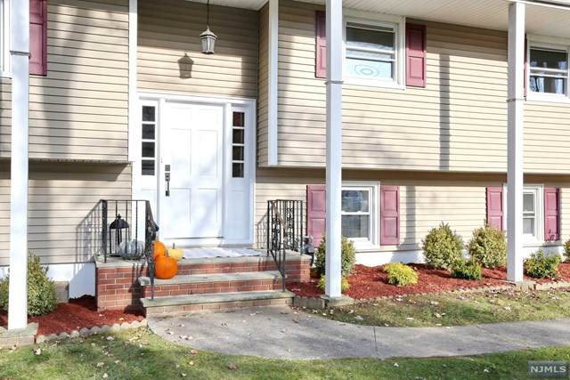 693 Squaw Brook Road - Photo 1