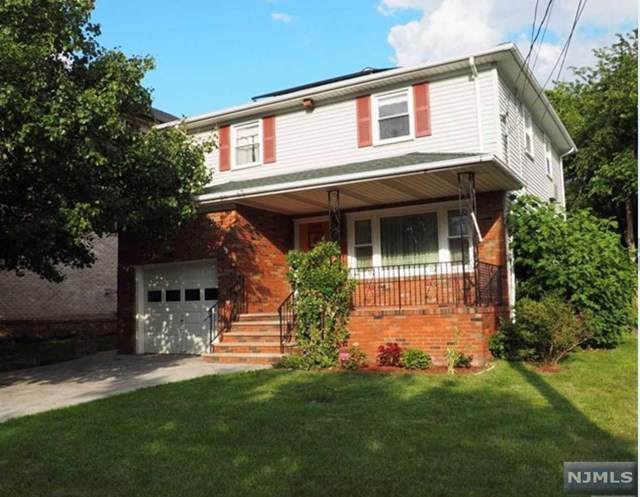 1094 Bergen Boulevard - Photo 1