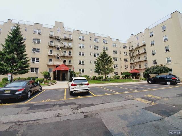 2205 Central Road - Photo 1