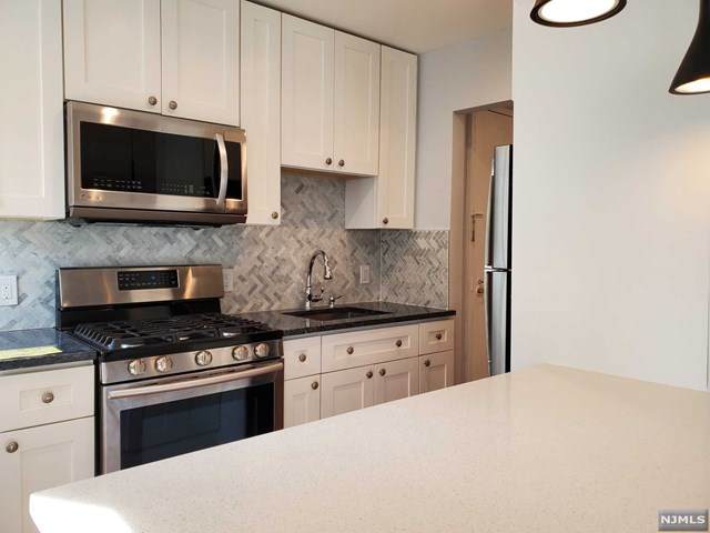 2205 Central Road - Photo 1