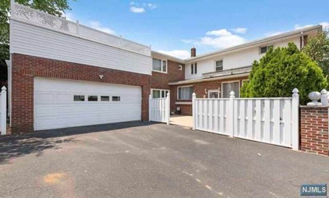44 Irving Place - Photo 1