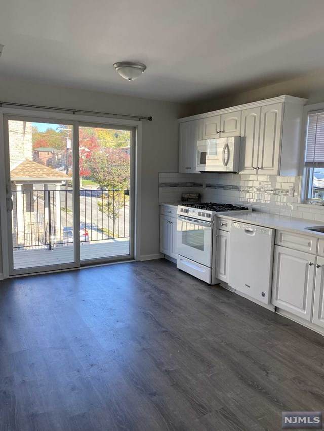 501 2nd Street - Photo 1
