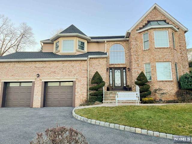 9 Cumberland Avenue - Photo 1