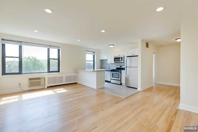 100 Central Avenue - Photo 1