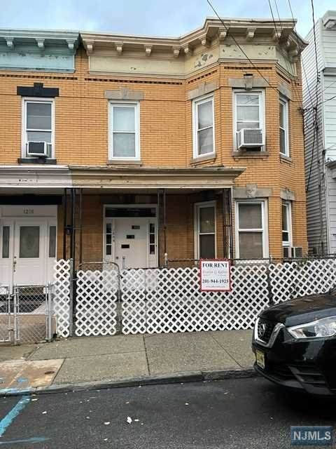 1206 27th Street - Photo 1