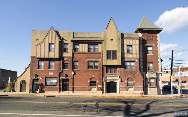 54-56 Oak Street - Photo 1